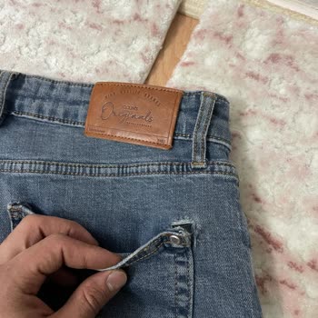 Colin's'dan Aldığım Kot Pantolon 10 Gün İçinde Yırtıldı