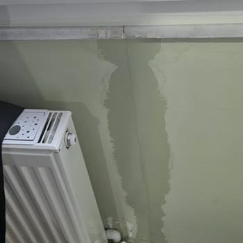 Pimapen Montaj Hatası Ve Eksik Sineklik Nedeniyle Evim Yağmur Suyu Alıyor