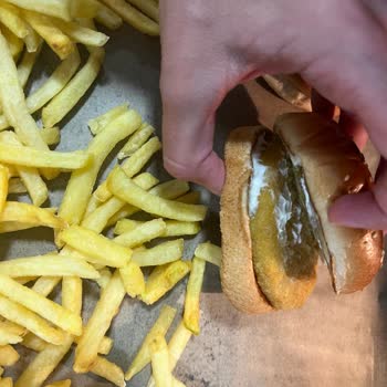 Burger King Yanlış Ve Eksik Ürün Teslimi Üzerine Ücret İadesi Talebi!