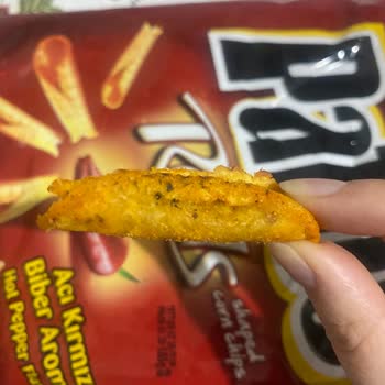 BİM'den Aldığım Patos Cipsi Odun Gibi Sert Ve Yenilemez