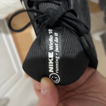 Ayıplı Nike Winflo 10 Ayakkabıda Gıcırtılı Ses Sorunu Ve İade Reddi