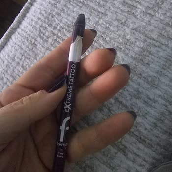 Flormar Göz Kalemi Ucu Anında Bitiyor, Paraya Değer Değil