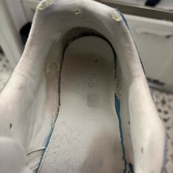 New Balance Ayakkabısının Erken Deformasyonu Ve Markanın Sorumluluk Reddi