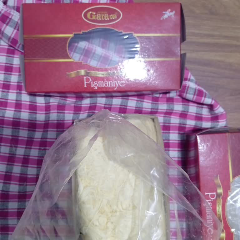 Renk Değişikliği Ve Acı Tadı Olan Pişmaniye İçin Firmaya Ulaşamama