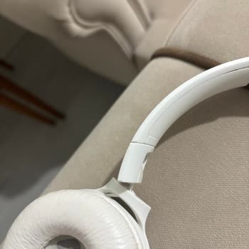 JBL Tune 560BT Sol Kulaklık Kırığı İçin Yedek Parça Ve Servis Talebi