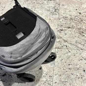 Ajet Bebek Arabası Zarar Görmüş, Şikayet Cevap Almıyor