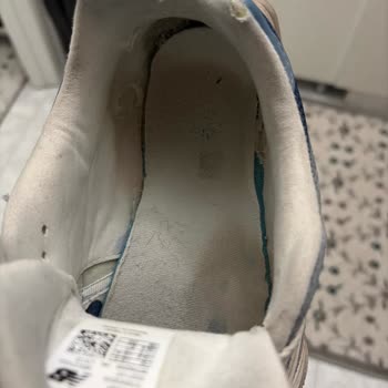 New Balance U9060EEF Inner Sponge Tearing After Normal Use