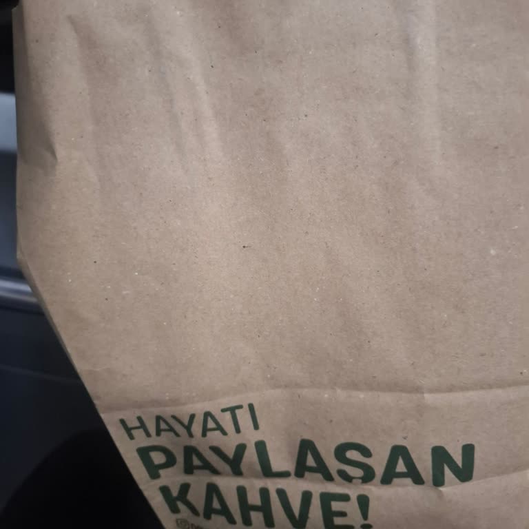 Nevada Coffee'den Latte, Küçük Bardak Ve Poşet Ücretindeki Şaşırtıcı Artış, İade Talebi