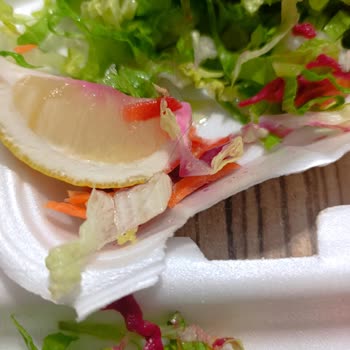 Yemeksepeti Hijyen İhlali: Salata Ve Lahmacunda Kıl