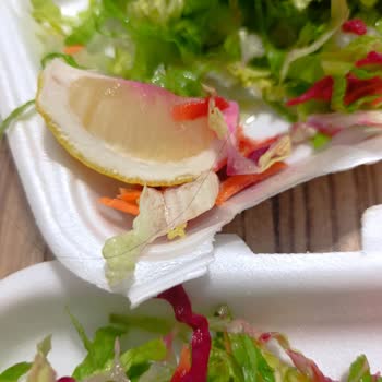 Yemeksepeti Hijyen İhlali: Salata Ve Lahmacunda Kıl