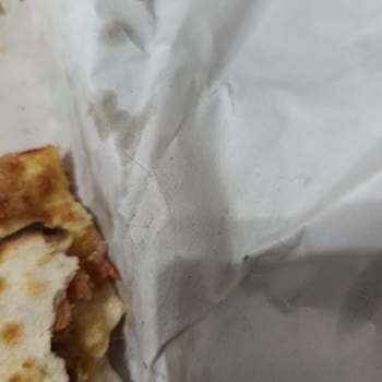 Yemeksepeti Hijyen İhlali: Salata Ve Lahmacunda Kıl