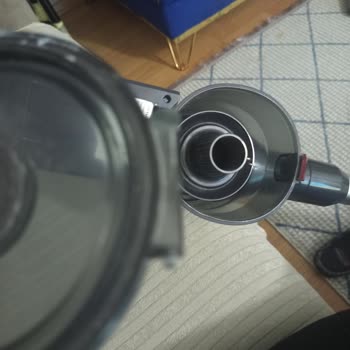 Filtre Kapağı Açılıyor Ve Kırılıyor, Süpürge Kullanılamaz