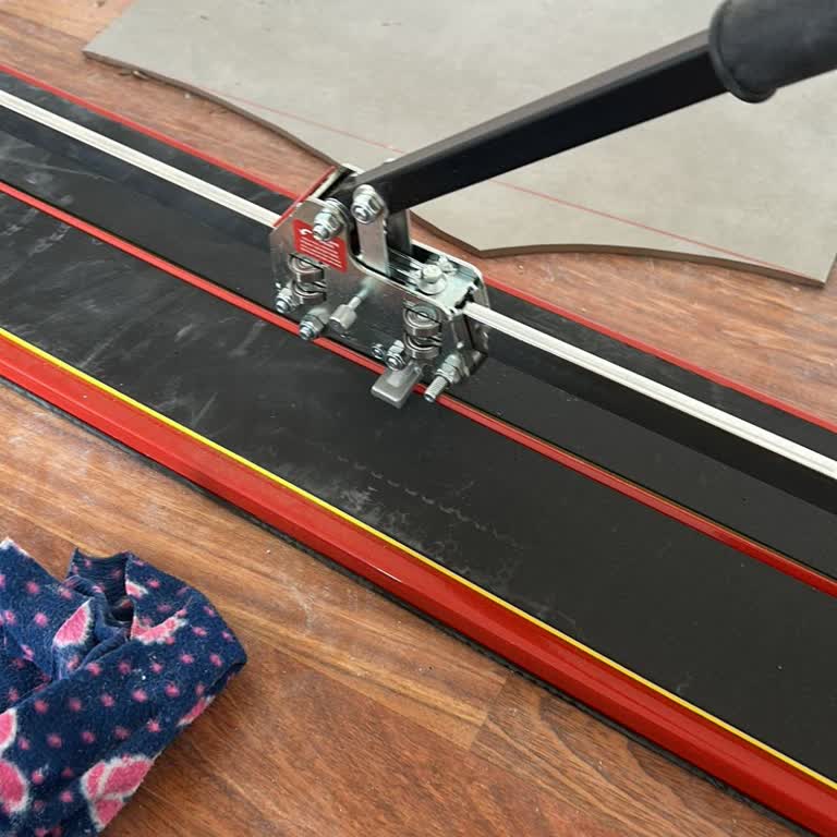 Eksik Parçalı Seramik Kesme Makinesinde Kesim Sorunu Ve İade Yanıtı Gelmemesi