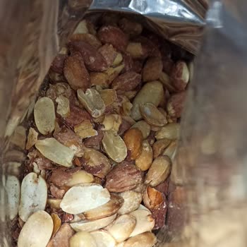 Altıntop Tuzlu Yer Fıstığında Örümcek Ağı Ve Çürük Ürün Şoku