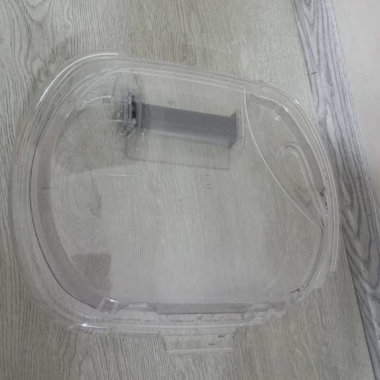 Hoover Garanti Kapsamında Su Haznesi Kapağı Kırıldı, Ücretsiz Değişim İstiyorum