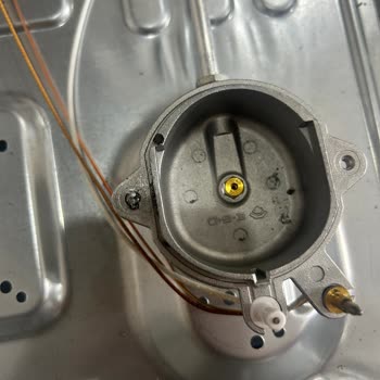 20 Günlük Siemens Ankastre Ocakta Yanık Kokusu Ve Parça Değişimi Teklifi Mağduriyeti