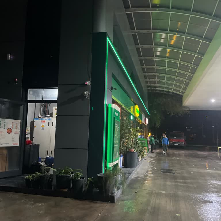 Bebek Bakım Odası Olmayan BP İstasyonu Aileleri Zor Duruma Soktu