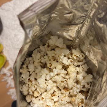 Karamelli Etiketli Pakette Sade Mısır Bulundu, Güven Sarsıldı