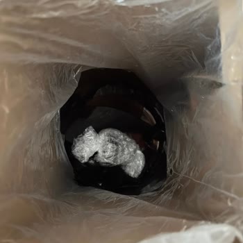 Kırık Vazo Seti Ve Evde Cam Kırıkları Nedeniyle Tam İade Ve Yetersiz Kupon Teklifi Üzerine Şikayet