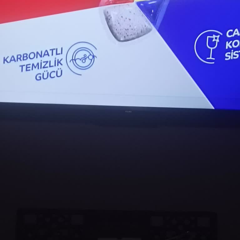 TCL Televizyon Ekranında Çizgi
