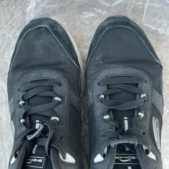 Skechers Ayakkabısının Tabanı Parçalandı, Üretim Hatası Olmadığı İddiası