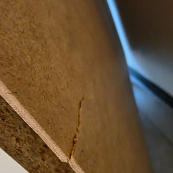 Ciddi Gecikme Ve Eksik Hasarlı Dolap İçin Hemen Değişim Ve Ücret İadesi Talebi