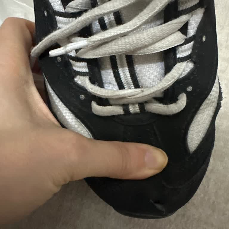 Skechers D’lites Modelinde 6 Ayda Deformasyon Ve Yardımsız İade