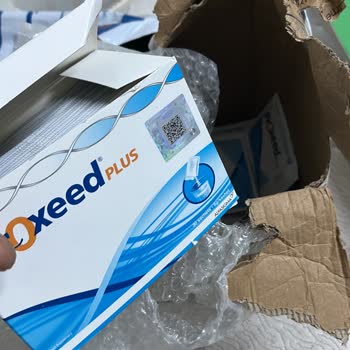 evdeeczane.com Eksik Ve Kötü Paketlenmiş Vitamin Ürününde Fare İzleri