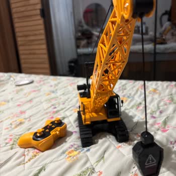 Tobo Oyuncak’ta Aldığım Uzaktan Kumandalı Vinç Kısa Sürede Bozuldu, Garanti Ve Destek Yok