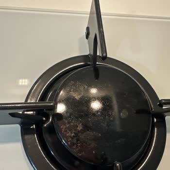 Arçelik Ocağımın Demirlerinde Renk Değişimi Ve Garanti Kapsamında Ücretsiz Değişim Talebi