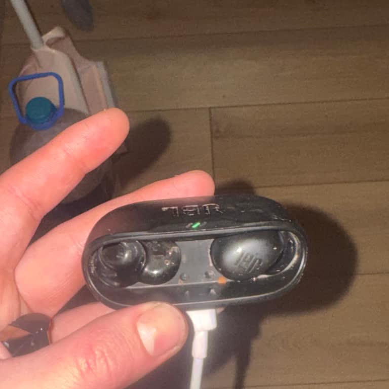 JBL Wave Buds Kulaklığımın Tekini Kaybettim, Yedek Talep Ediyorum