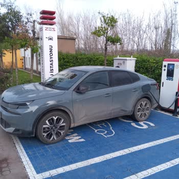 Şarjda Araç Sahibi Tuvalet Talebi Güvenlik Tarafından Kesinlikle Reddedildi