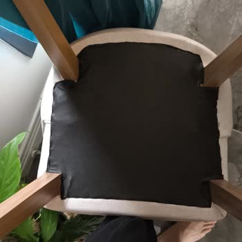 Kısa Sürede Dağılan Sandalyeler İçin Şehir Dışı Destek Reddi