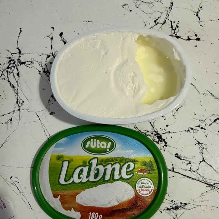 Sütaş Labne Peynirinde Eksik Ürün Parçası