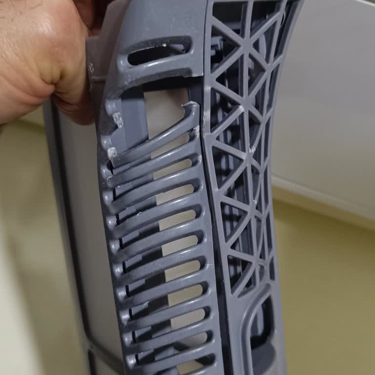 Samsung Kurutma Makinesi Filtre Parçası Kırıldı Garanti Kapsamında Değişim Talebi