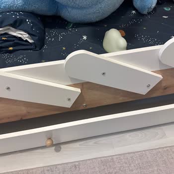 Kırılan Çekmece Ve Güvensiz Korkuluklar Nedeniyle Ranzanın Garanti Kapsamında Değişimi Talep Ediliyor