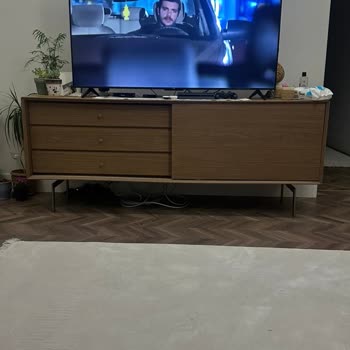 Eksik Orta Ayaklar Nedeniyle Konsol Çöküyor Ve Firma Yanıt Vermiyor