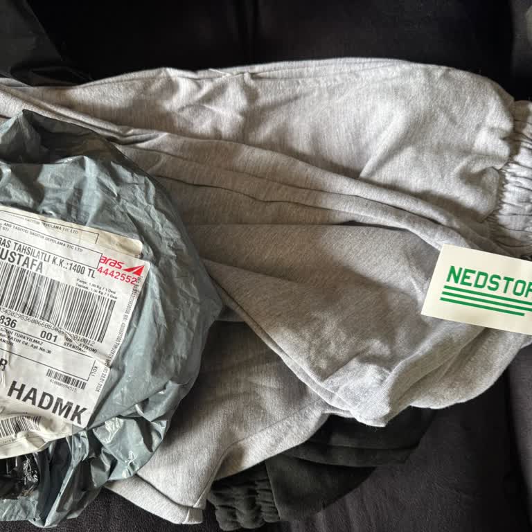 Aras Kargo Yanlış Ürün Gönderdi Ve Müşteri Hizmetleri Cevapsız