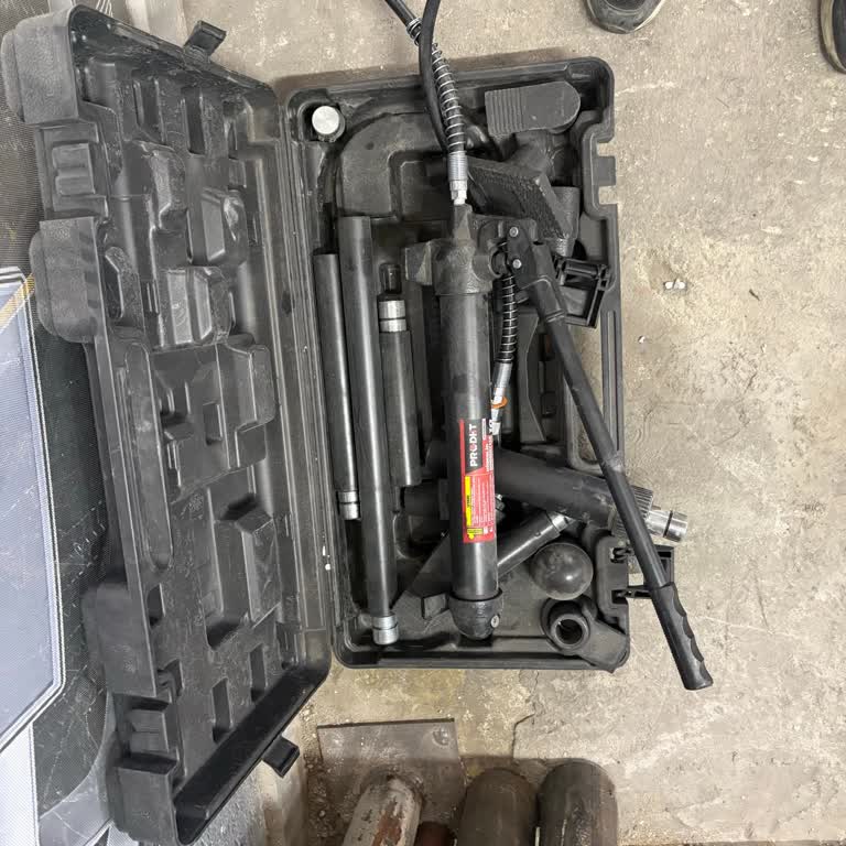 İdefix'ten Aldığım Hidrolik Doğrultma Takımı Arızalandı Hızlı Değişim Talep Ediyorum