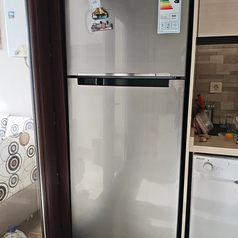 Kısa Sürede Tekrar Arızalanan Buzdolabı Ücretsiz Ve Kalıcı Çözüm Talebi