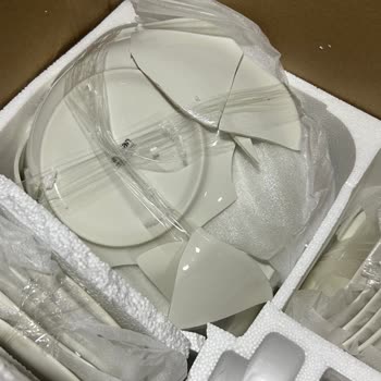 Lotus Yemek Takımındaki Çizik Ve Kırıklar Nedeniyle Karaca'dan Tam İade Talebi