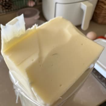 Kaşar Peynirinde Kıl, Sağlık Riski Ve İade Reddi