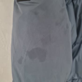 İlk Yağmurda Leke Yapan Montun Kullanıcı Hatası Red Edilmesi Ve İade Talebi