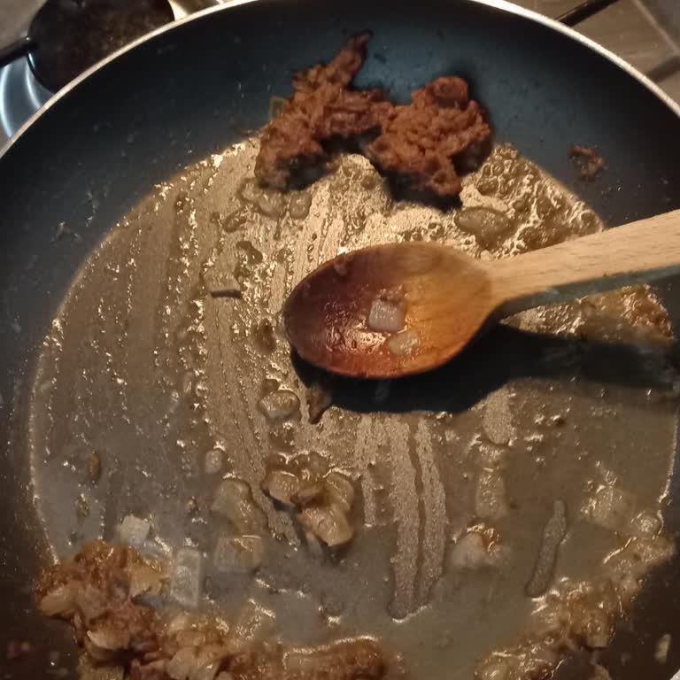 Torku Kavurmasında Yabancı Madde Tespiti Ve Ücret İadesi Talebi