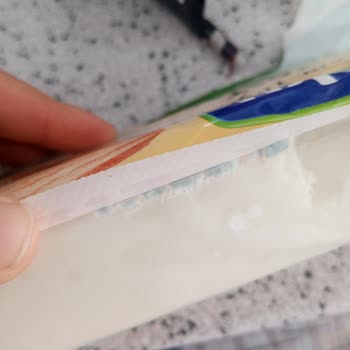 Torku Kaşar Peyniri Küflenmiş Çıktı, Sağlık Endişesi Ve İade Talebi