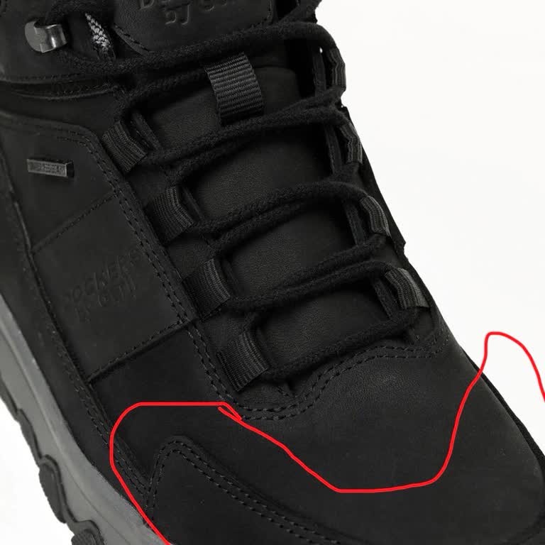 Su Geçirmez Olduğu İddia Edilen Bot Dikişlerinden Su Alıyor Ve İade Talep Ediliyor