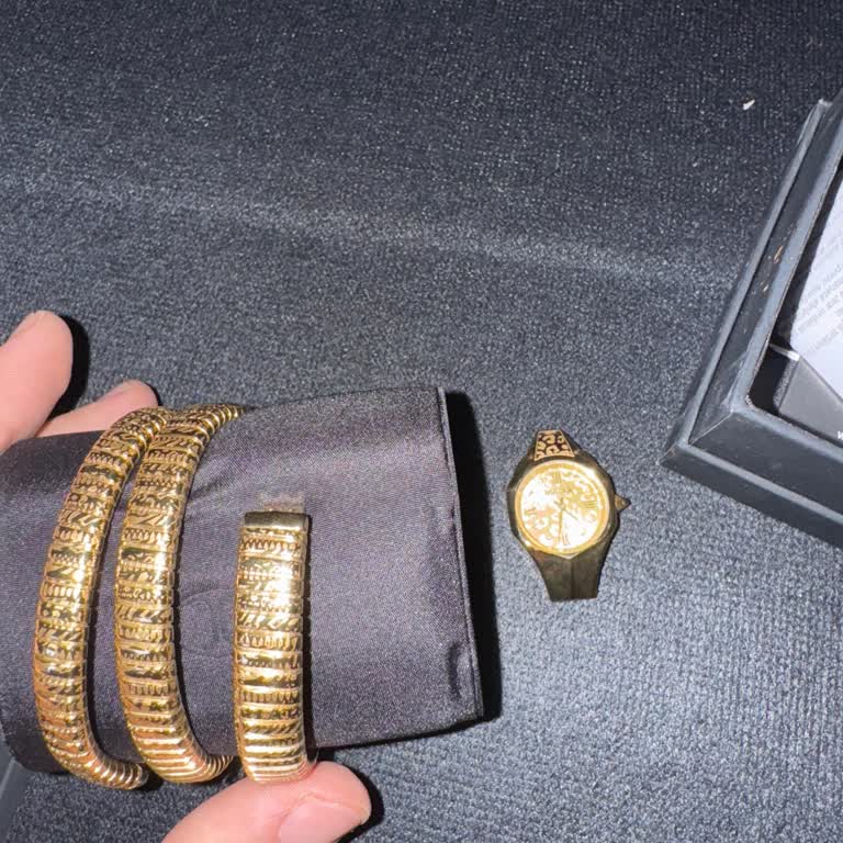 Ayıplı Saat Teslim Edildi, Şirket İadeyi Reddetti Ve Kaba Üslup Kullandı