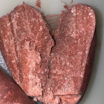 Bozulmuş Ve Kötü Kokulu Sucukta İade Reddi