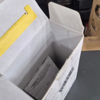 Media Markt'tan Açılmış Ve Çizik Ürün Gönderildi