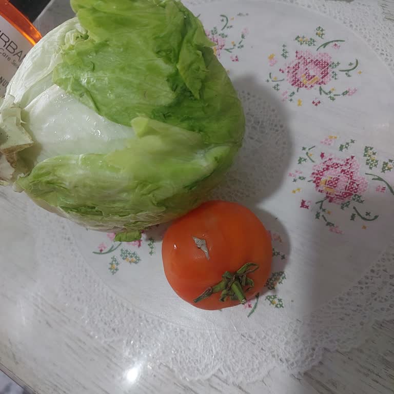 Çürük Atom Salata Ve Domates Teslimatı: Sağlık Riski Ve İade Talebi